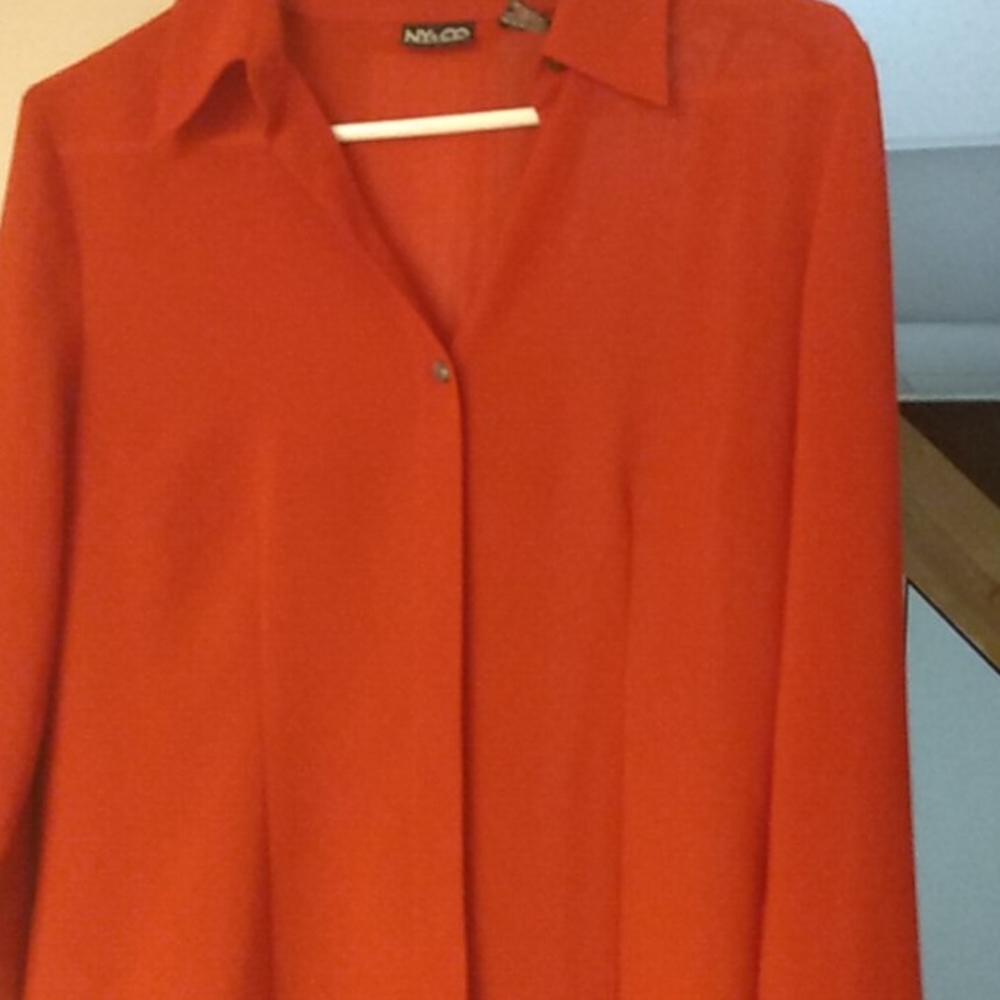 Red new York & co vintage button down blouse
